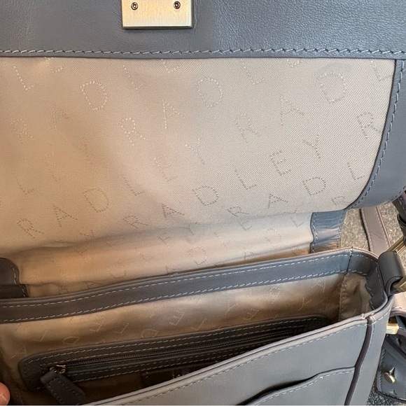 Radley London Light Grey Leather
Crossbody Bag - Picture 6 of 10